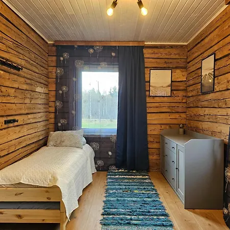 Metsavahi Puhketalu Holiday home